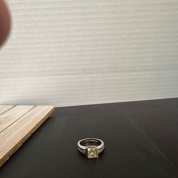 Lia Sophia vintage CZ ring - Picture 3 of 6